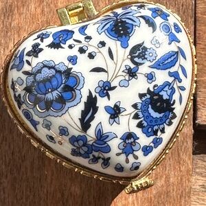 Heart-Shaped Floral Trinket Box